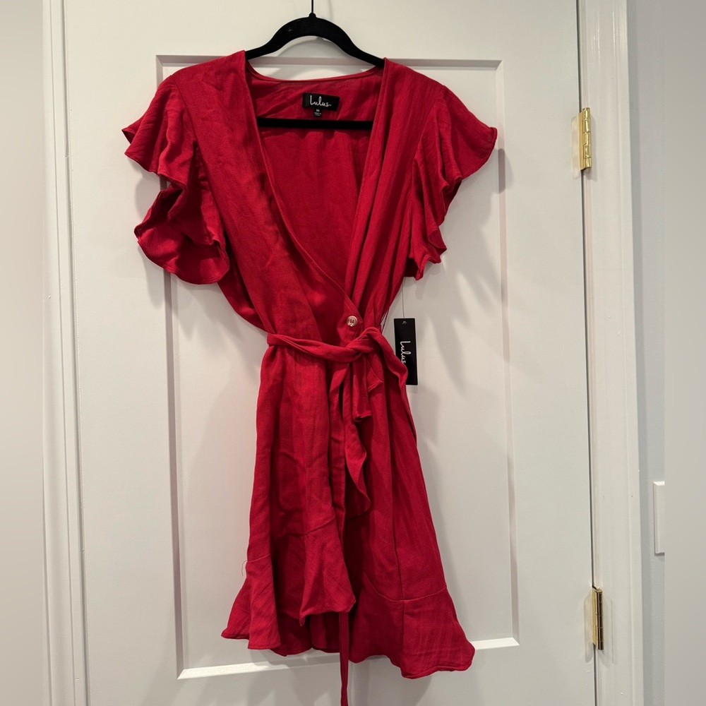 🌹LULUS RUFFLED WRAP DRESS🌹 - Picture 4 of 7